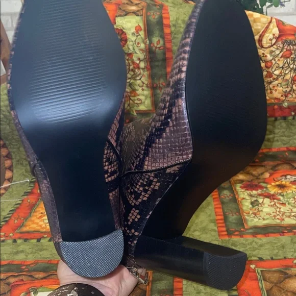 #59 Aqua Soren Brown Snakeskin patterned heeled Ankle Boots sz 8 NWOT - Picture 6 of 8